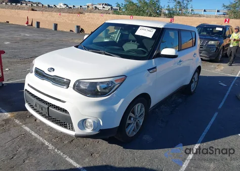 2018 Kia Soul + из США, поврежденный, VIN KNDJP3A5XJ7576974